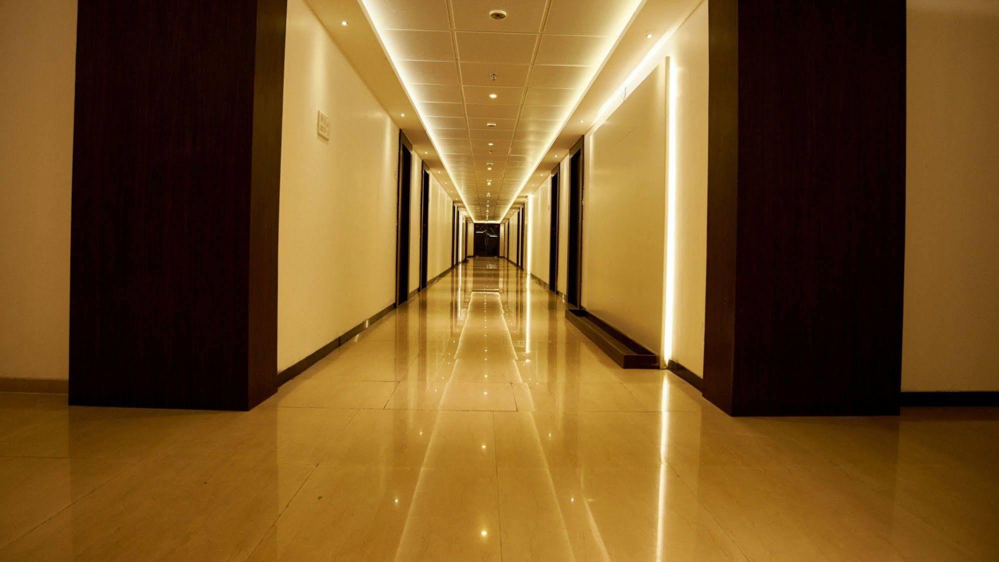 Hotel Golden View Ширди Экстерьер фото
